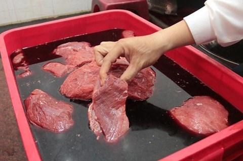 Tiếp tục làm rõ “thịt lợn phù phép thành thịt bò” tại Phúc Thọ, Bắc Từ Liêm